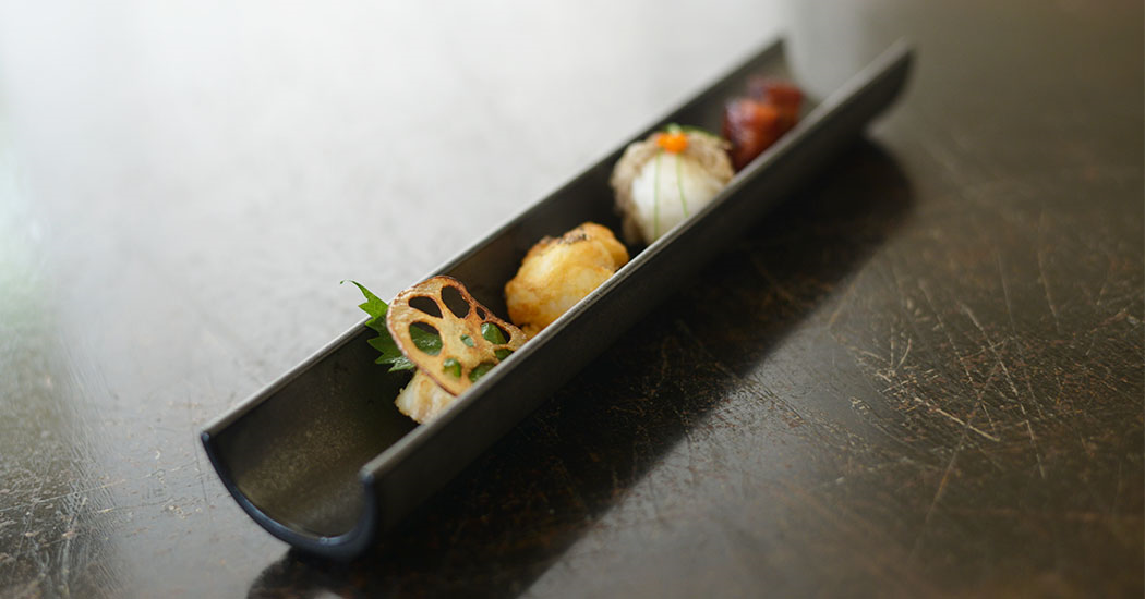 皿・プレート :: 27cm以上 :: クアドロ 半割皿 - マルミツウェブストア