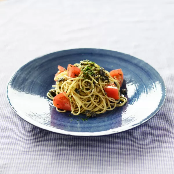 タプナードとトマトのパスタ