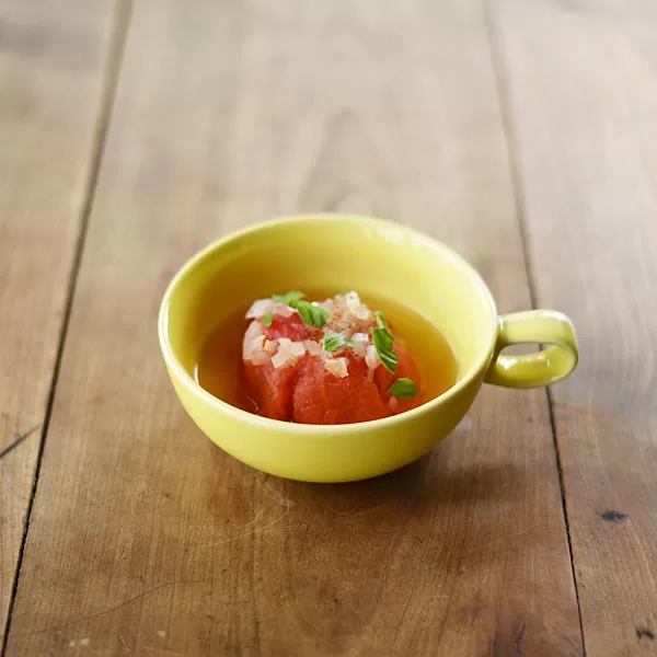 まるごとトマトのスープ