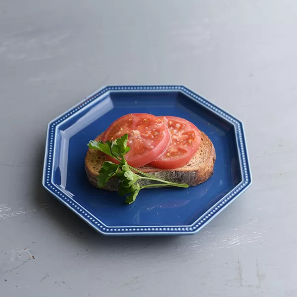 フルーツトマトのトースト