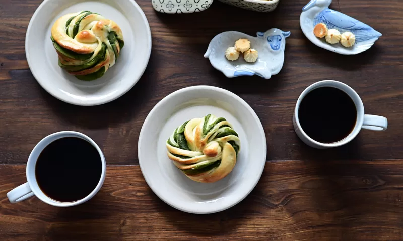 抹茶ねじりあんパン