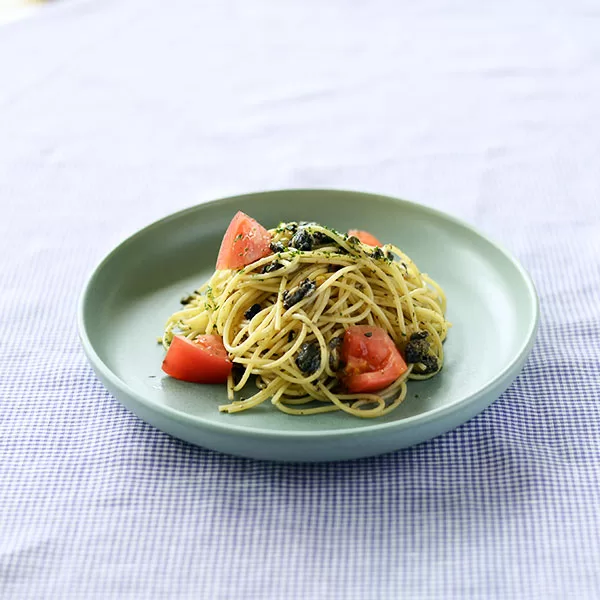 タプナードとトマトのパスタ