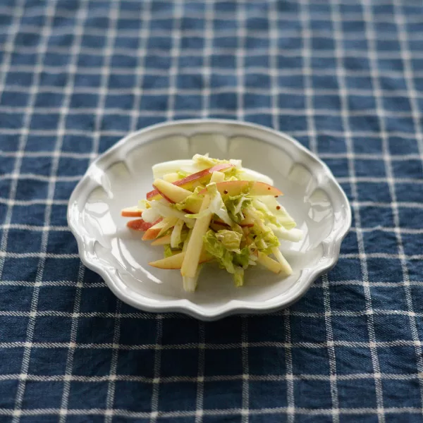 白菜とりんごのサラダ