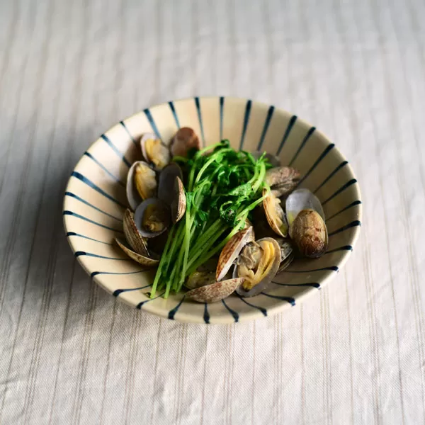 あさりと豆苗の酒蒸し